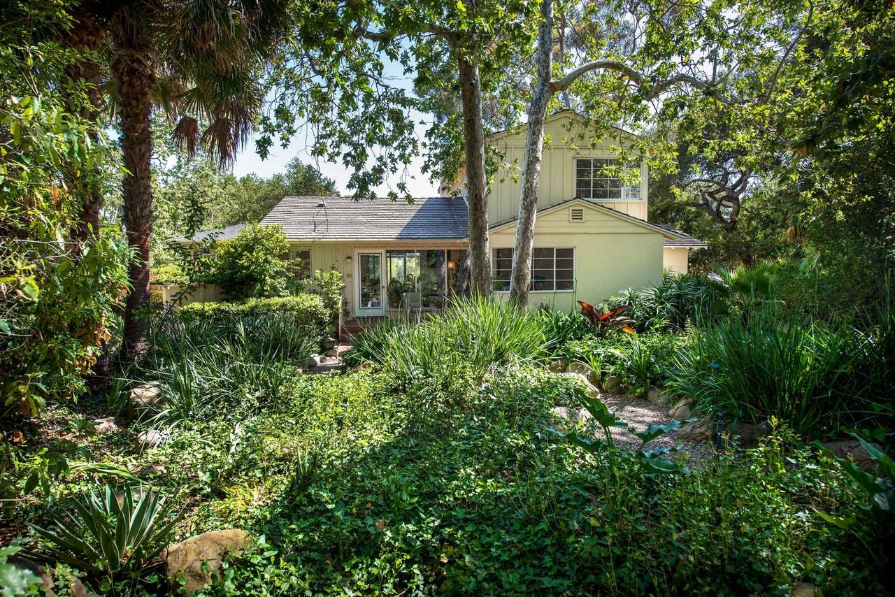 750 El Bosque Rd - Photo 3 of 26