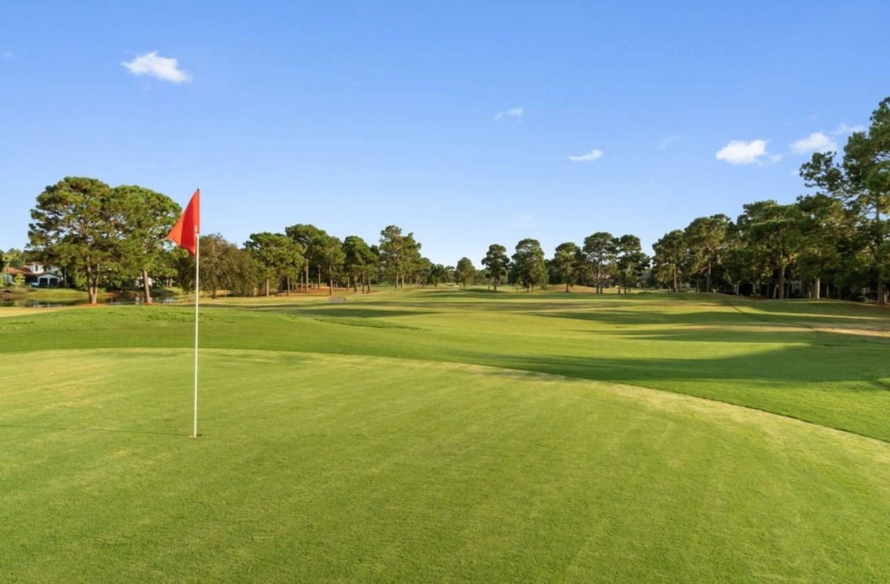 1900 Baytowne Loop - Photo 2 of 36