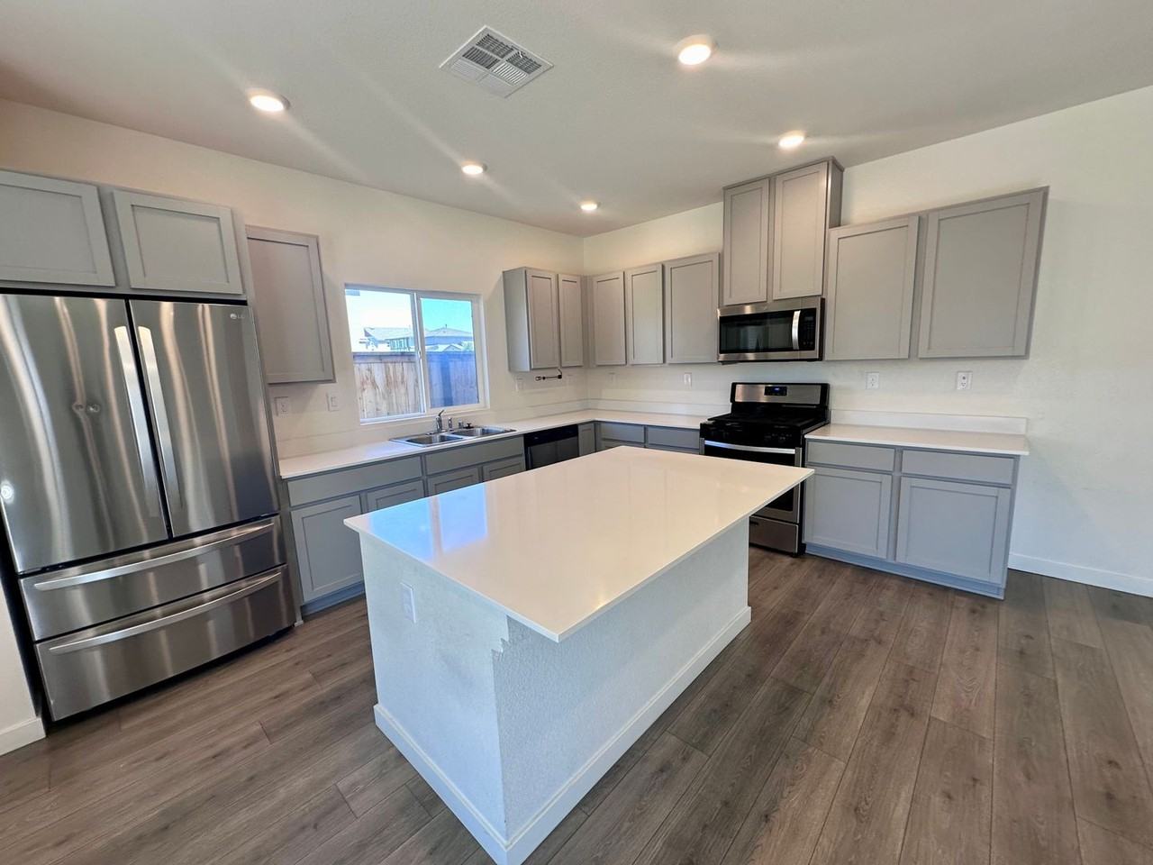 6655 Rusty Owl Dr - Photo 3 of 28