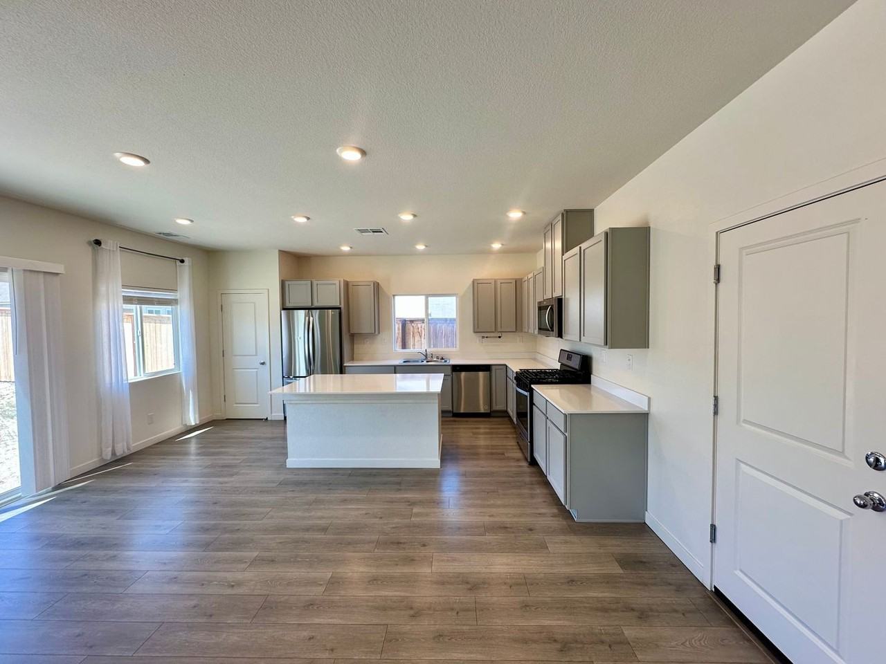 6655 Rusty Owl Dr - Photo 4 of 28