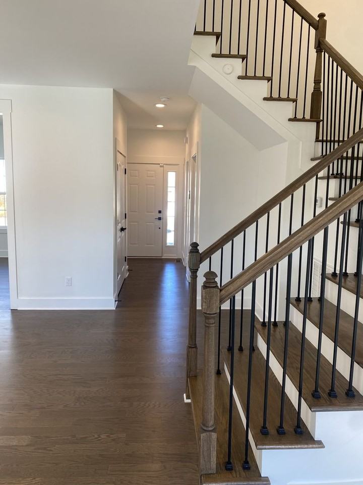 2409 Alameda St - Photo 3 of 14