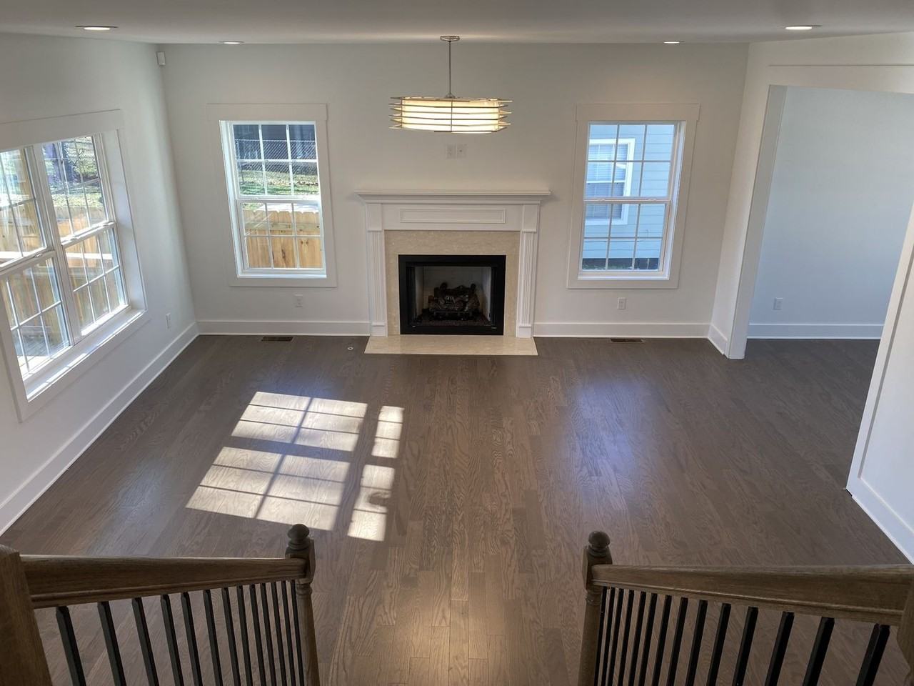2409 Alameda St - Photo 4 of 14