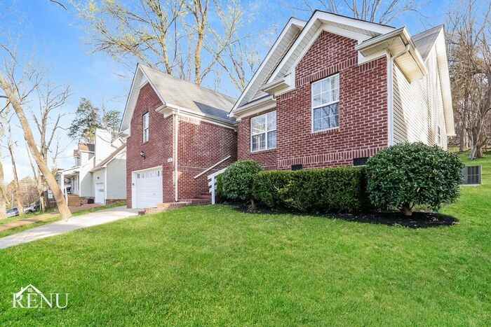112 Mckinley Dr - Photo 3 of 18