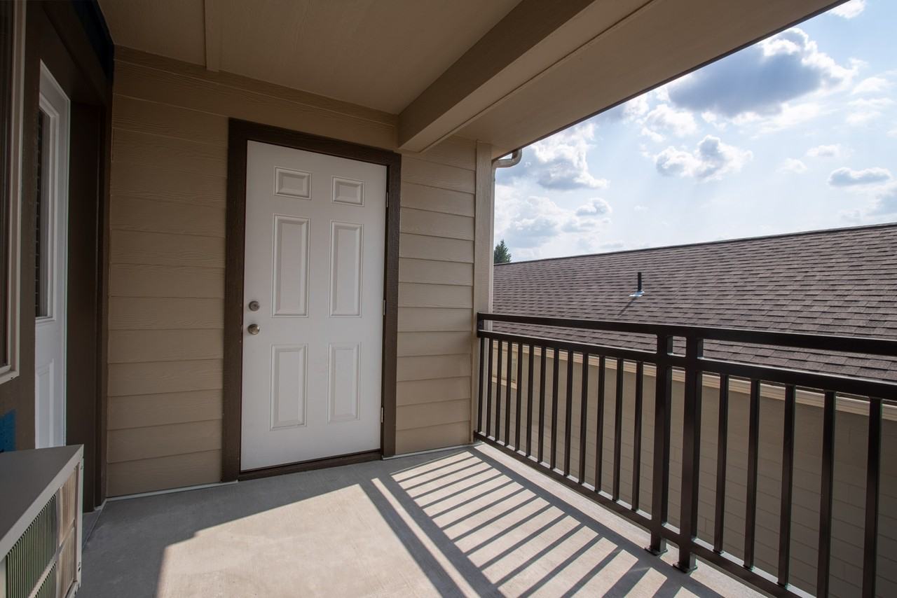 608 E 2nd Ave #204 - Photo 6 of 9
