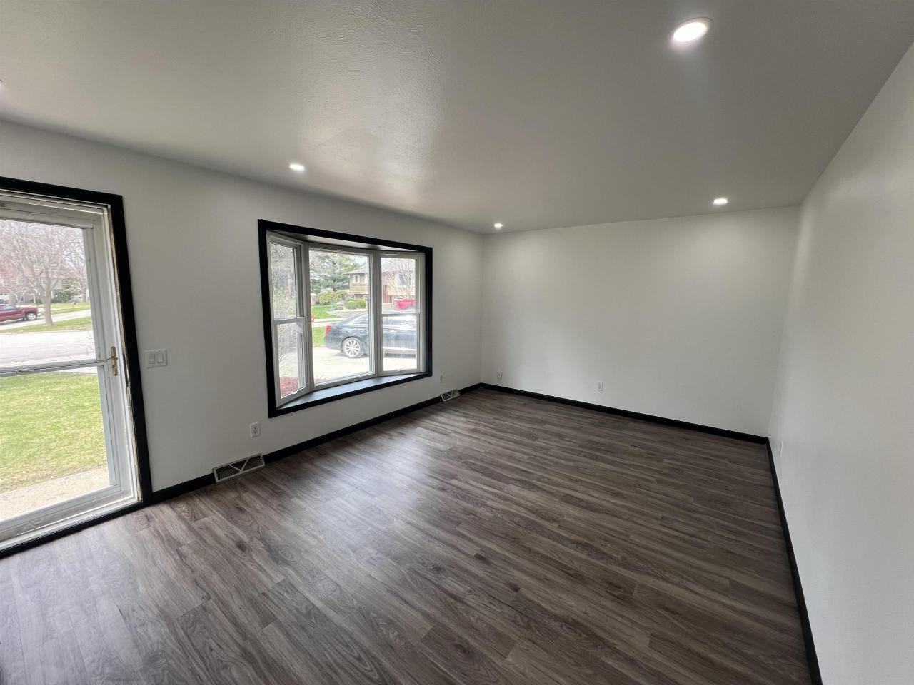 9 Sams Ct #NA - Photo 2 of 14