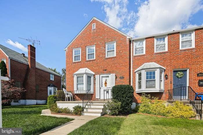 1606 Thetford Rd #NA - Photo 2 of 14