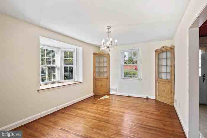 1606 Thetford Rd #NA - Photo 5 of 14