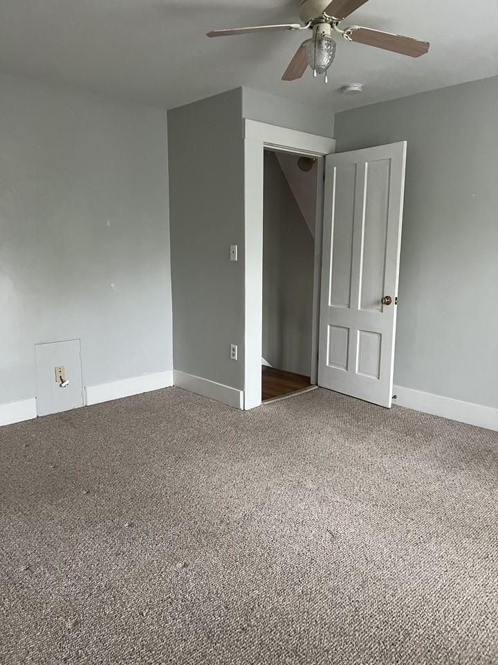 5 Cottage St #A - Photo 7 of 11