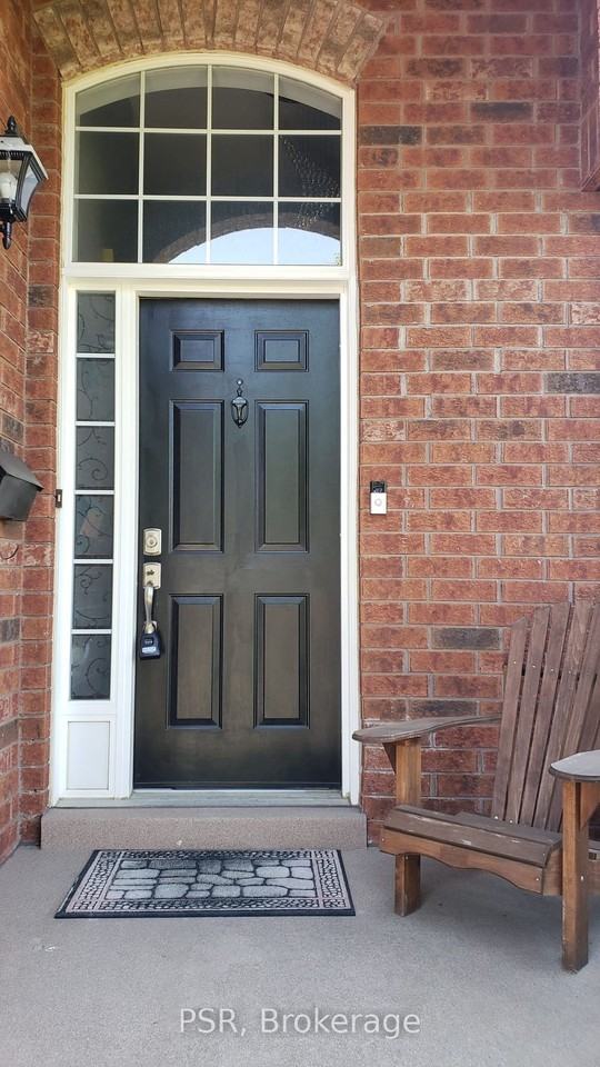 68 Robertson Davies Drive - Photo 2 of 5