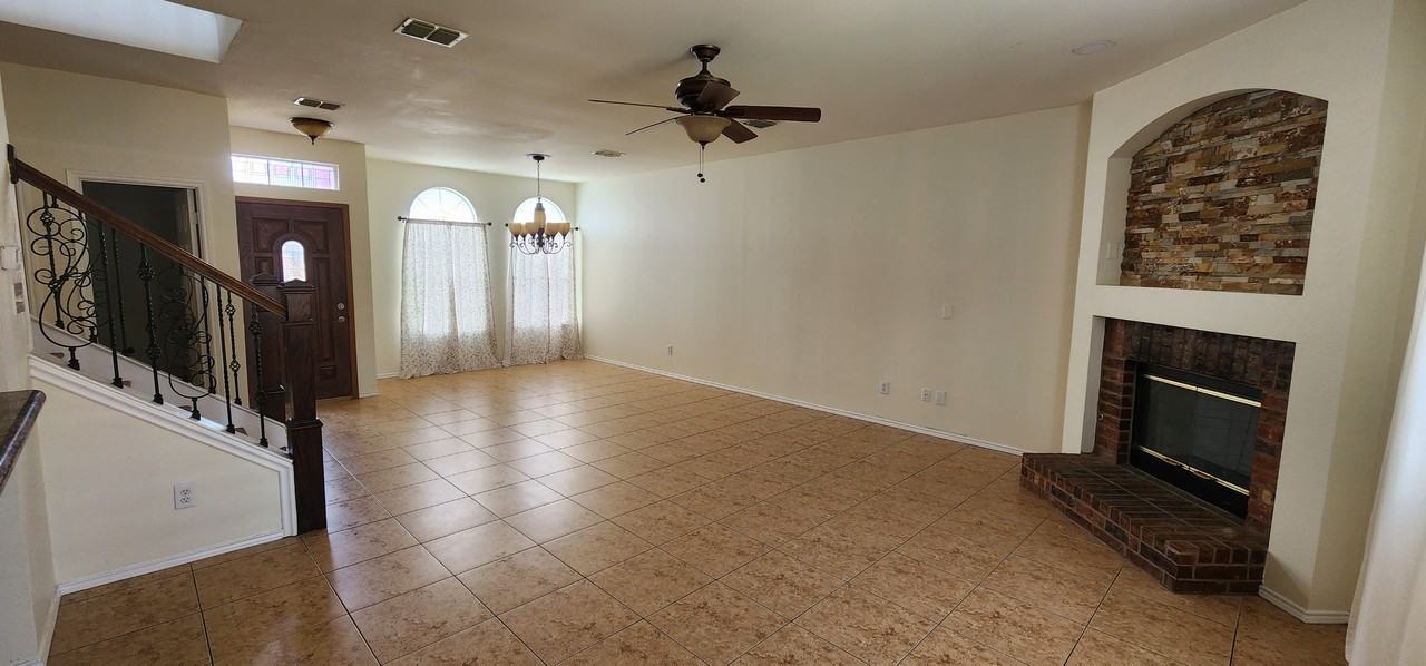 2341 Magnolia Dr #NA - Photo 5 of 13