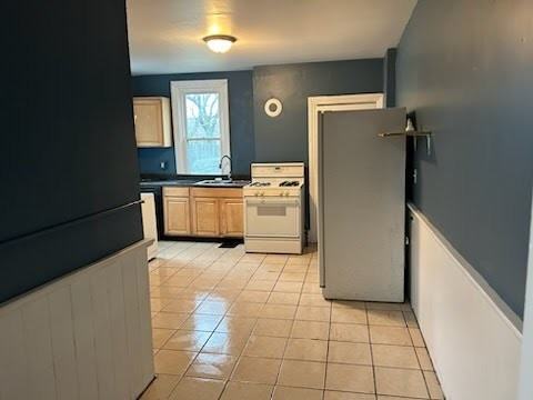 1917 Tours St #NA - Photo 4 of 31