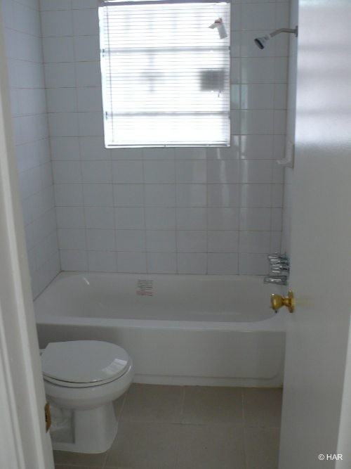 2410 2410 Southmore - 3 #2410-03 - Photo 5 of 14