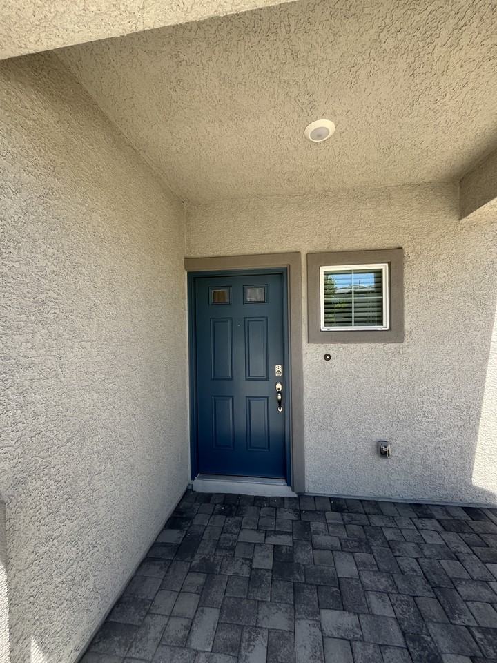 4528 Merlot Hills Avenue - Photo 3 of 21
