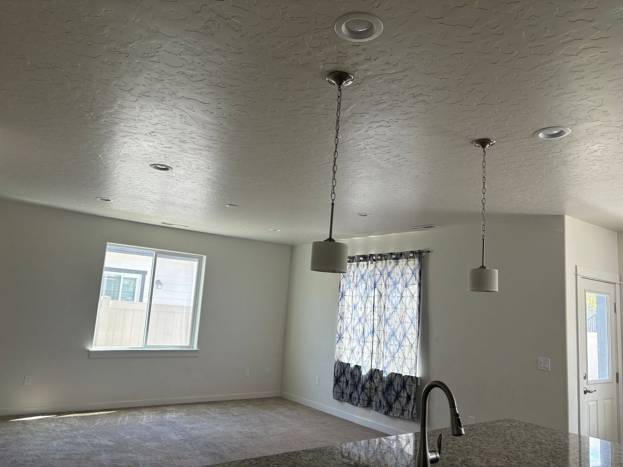 3327 S Cabin Creek Way - Photo 4 of 20