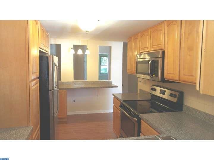 2205 Lisa Dr - Photo 2 of 14