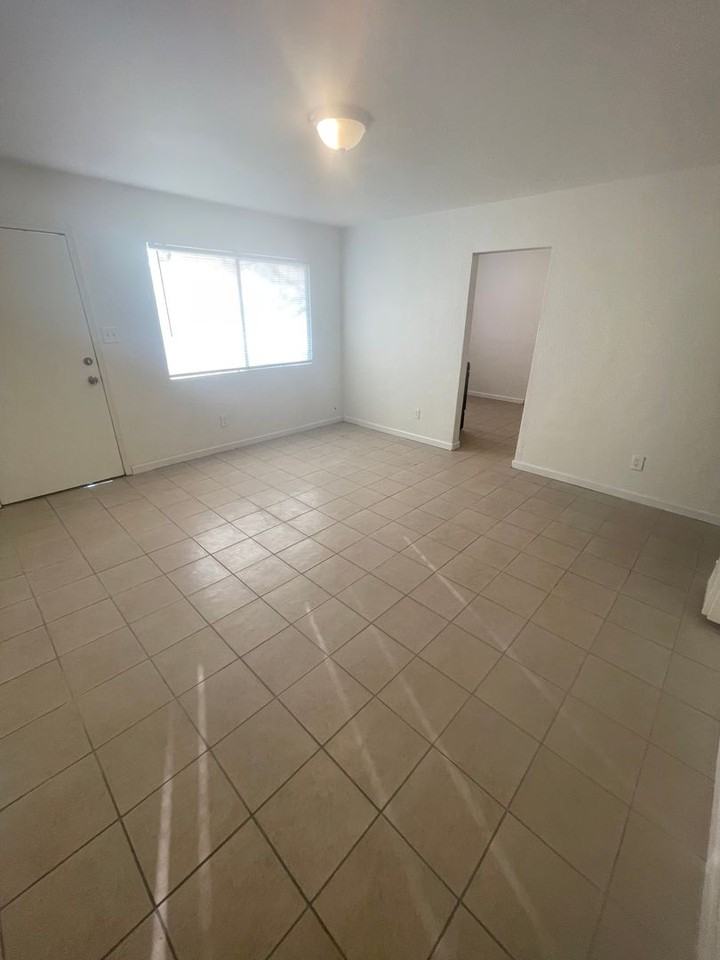 1117 Jefferson Street - Photo 2 of 10