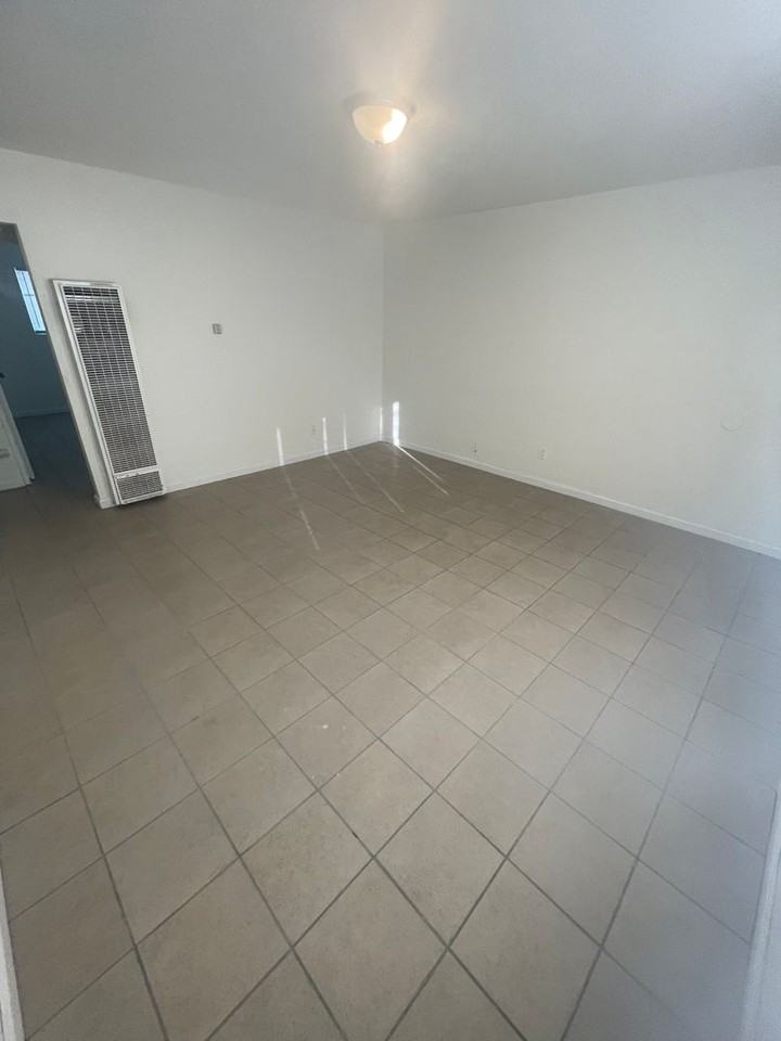 1117 Jefferson Street - Photo 3 of 10