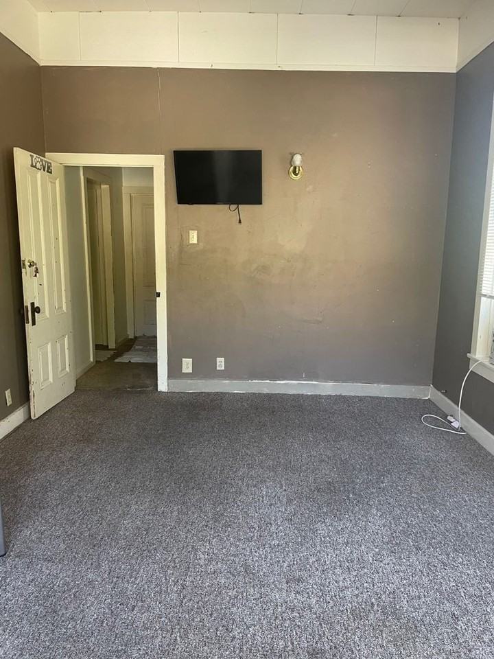 871 Buchon St - Photo 7 of 18