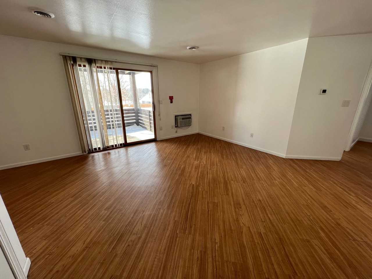 Hiawatha Drive Apartments 1185 E Hiawatha Dr, Wisconsin Dells, WI