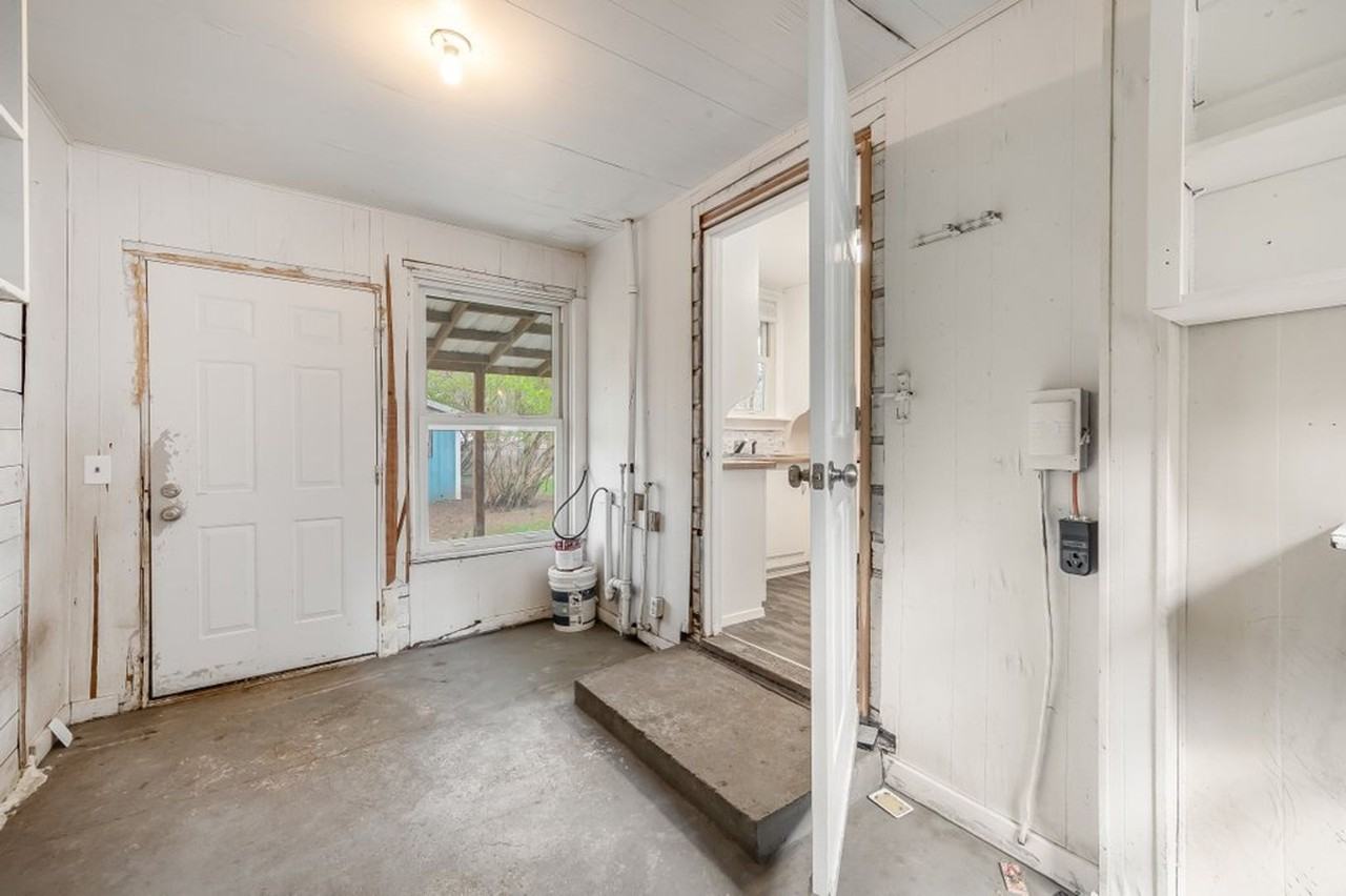 1917 N 14th St - Photo 7 of 32