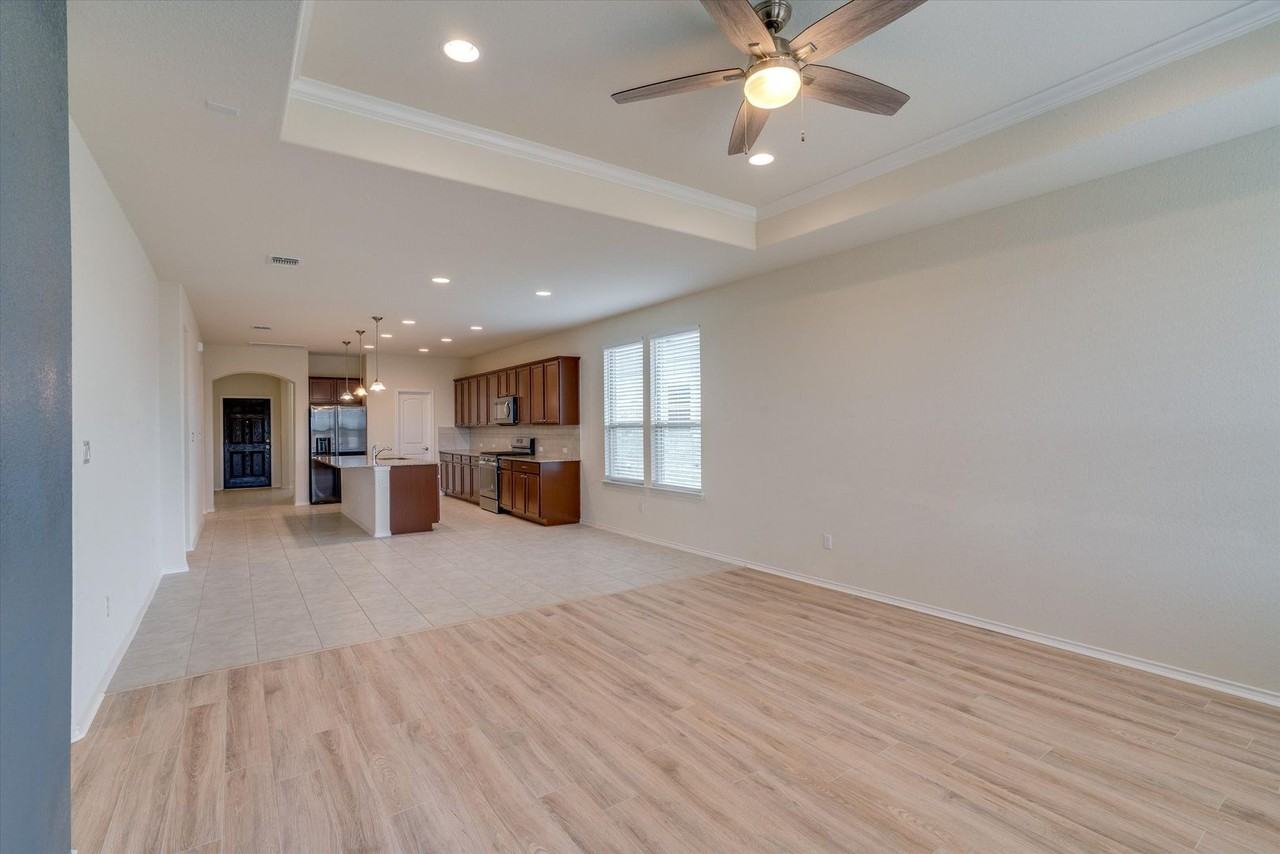 138 Duroc Dr - Photo 6 of 20