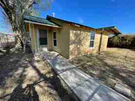 1117 1/2 W University Dr - Photo 1 of 1