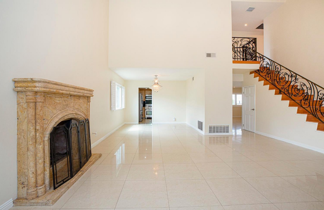 2735 Joaquin Dr - Photo 4 of 25