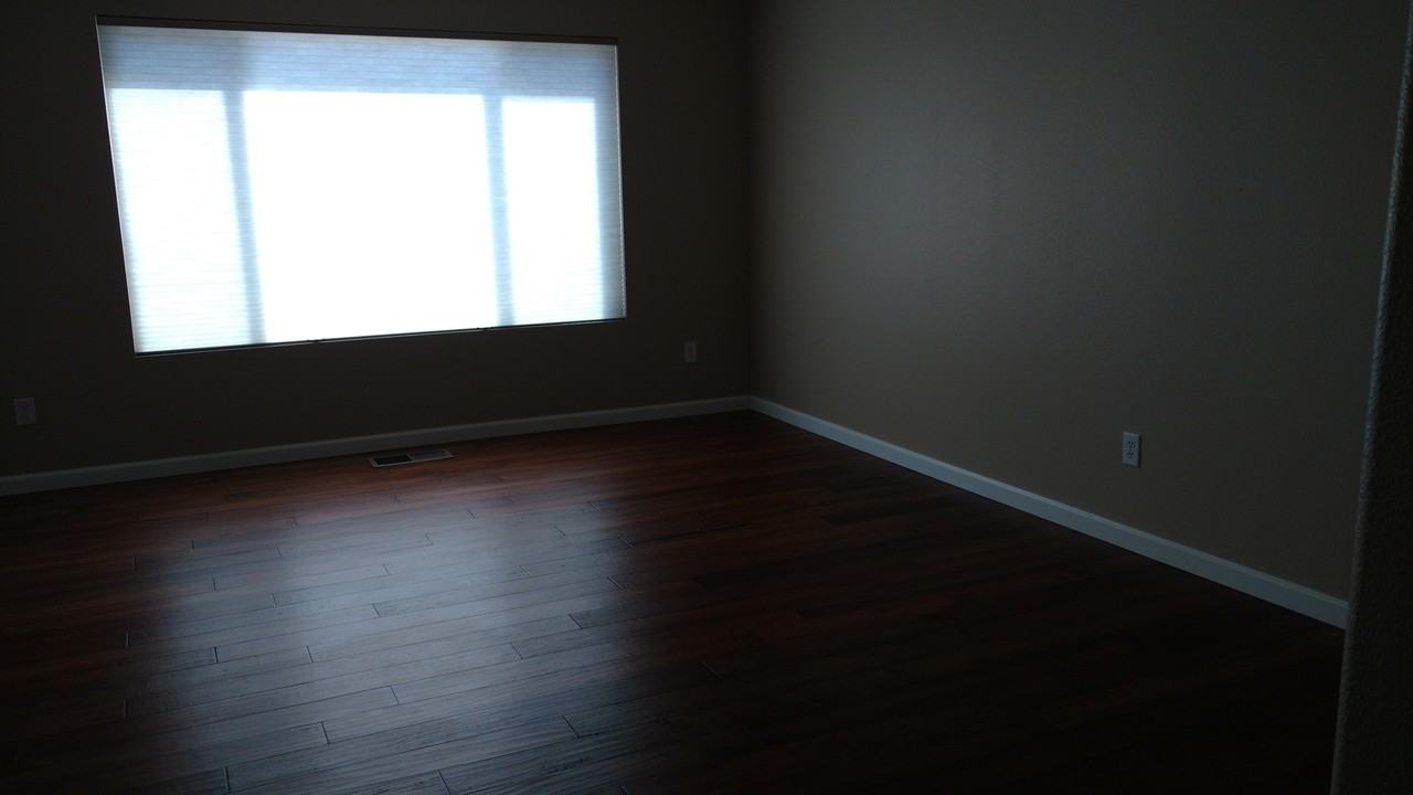 1551 Maria Ct - Photo 3 of 18