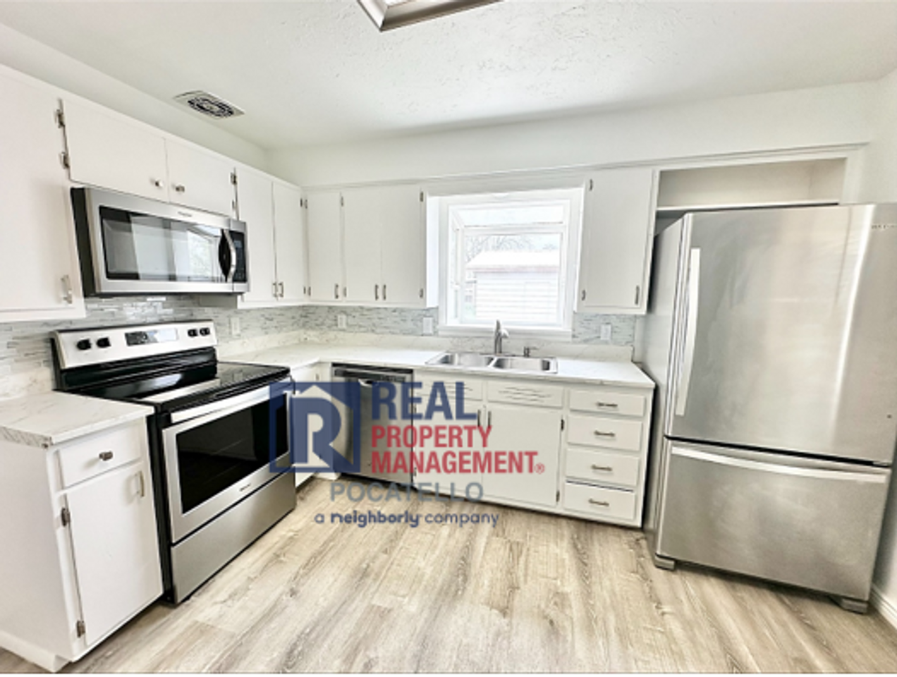 80 W Center St - Photo 3 of 30