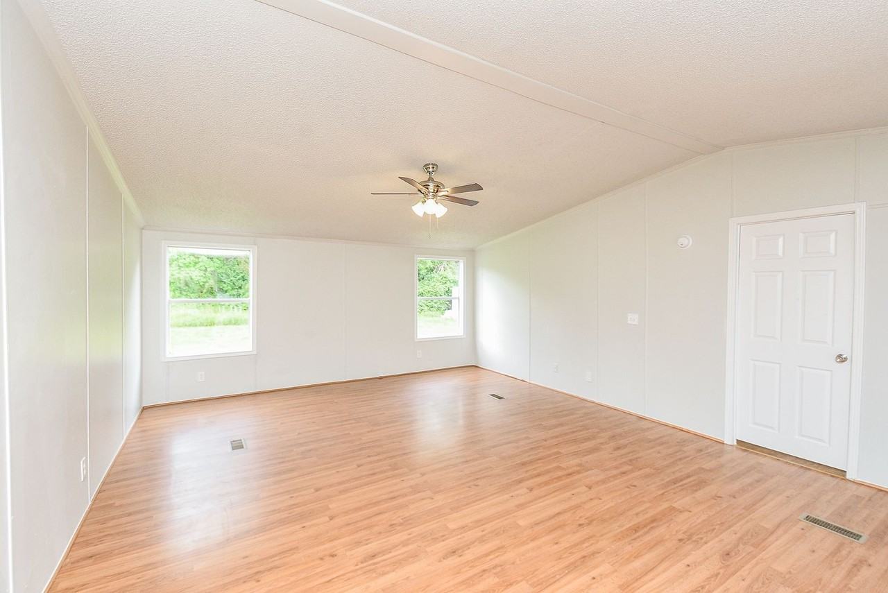 12751 Roy Harris Loop - Photo 3 of 36