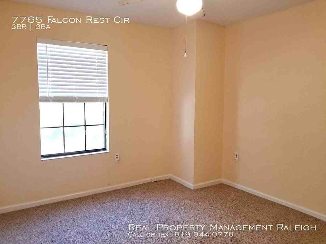 7765 Falcon Rest Cir - Photo 7 of 33