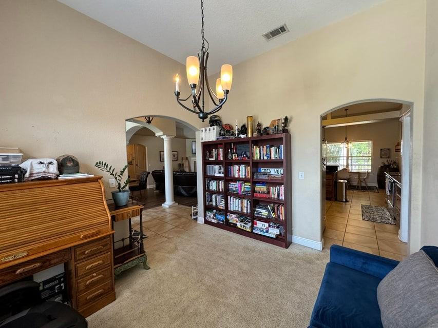 202 Pinque Coat Ct #1 - Photo 3 of 34