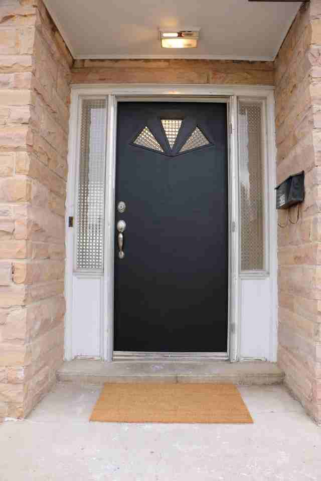 519 E 700 S - Photo 2 of 29