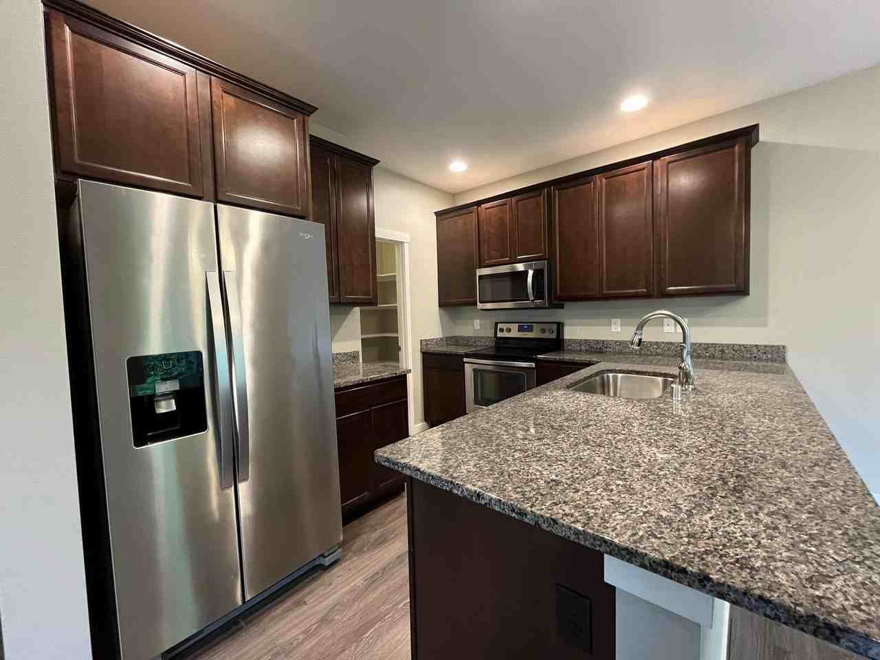 1611 Texas Street - Photo 3 of 23