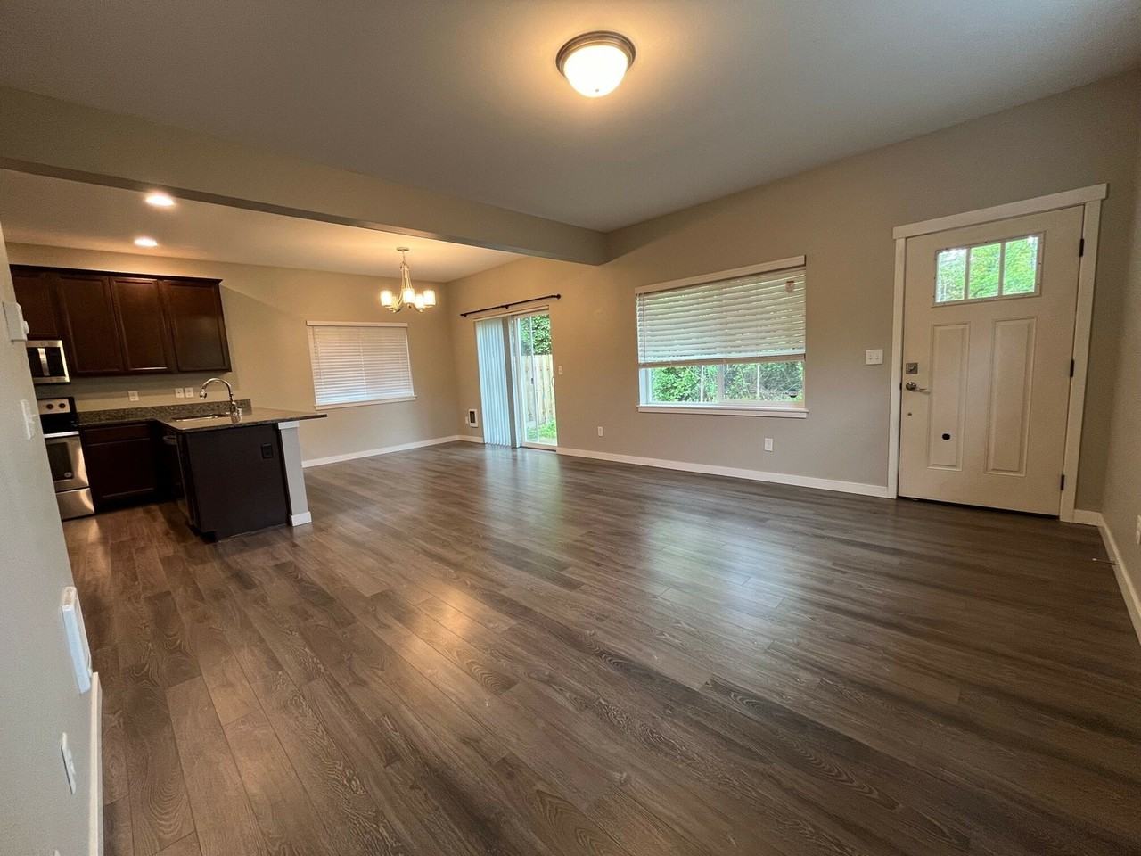 1611 Texas Street - Photo 7 of 23