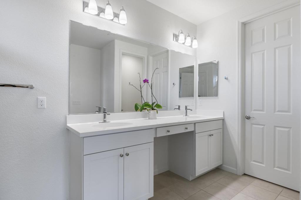 2521 Latour Ct - Photo 6 of 35