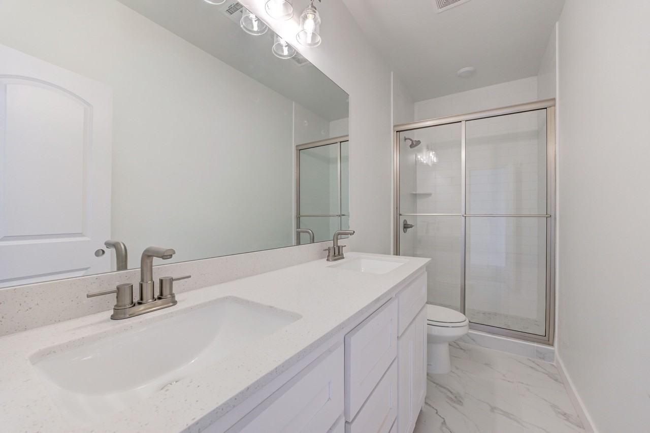 7901 Behr Dr - Photo 4 of 50