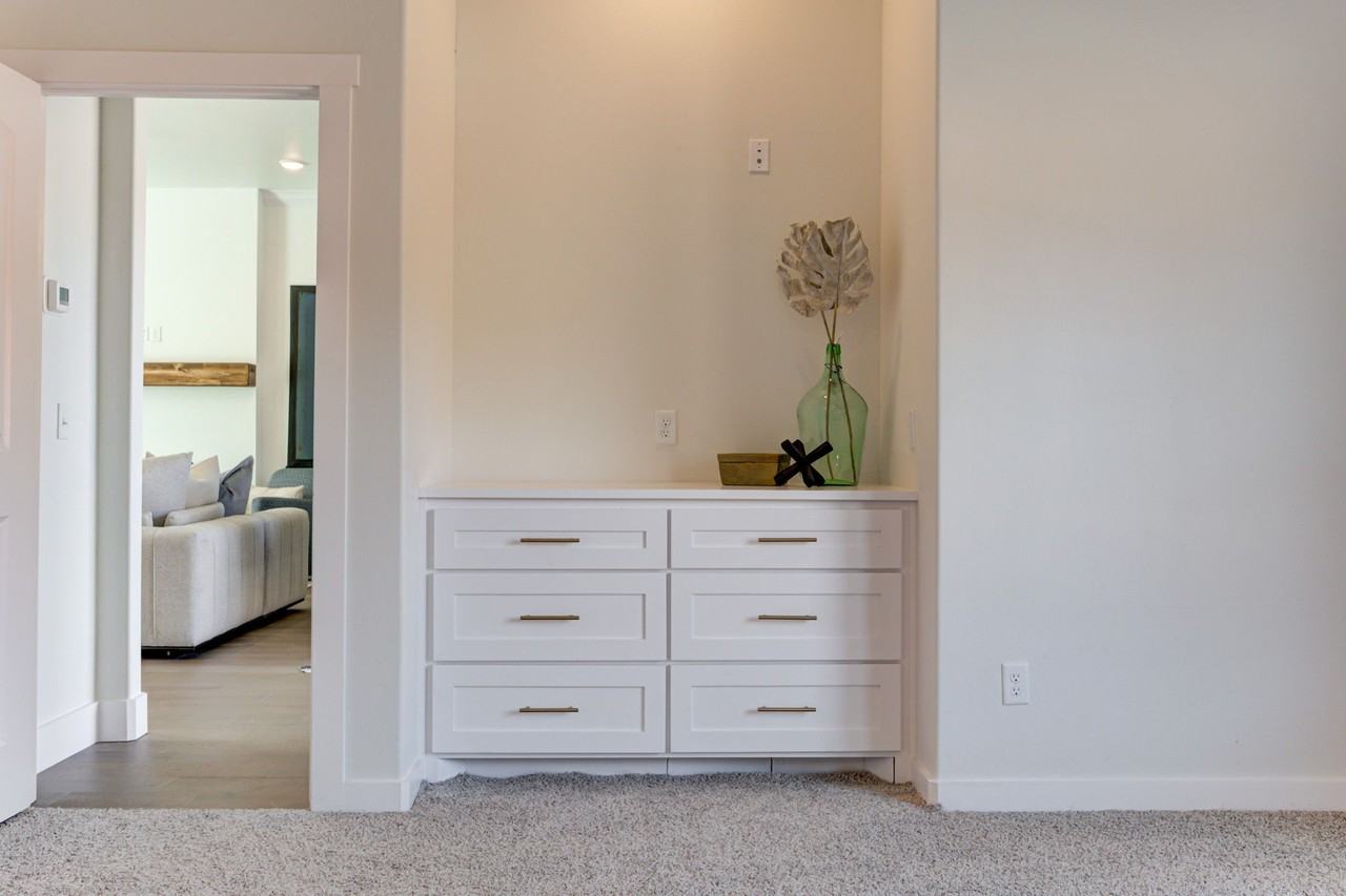 7901 Behr Dr - Photo 3 of 50