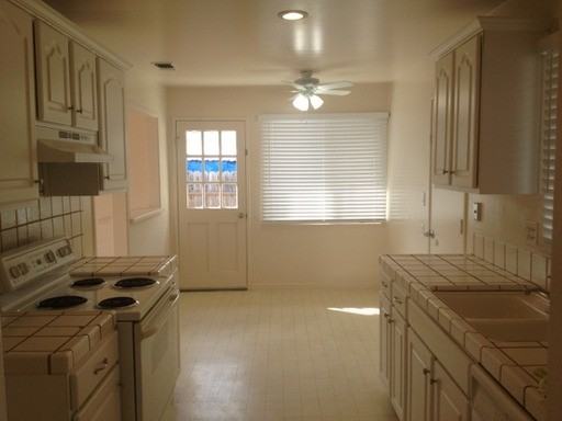 5400 Calistoga Way - Photo 2 of 14