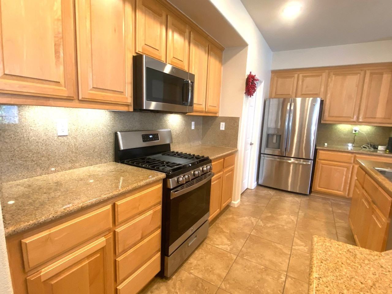 4249 Clarinbridge Cir - Photo 2 of 36