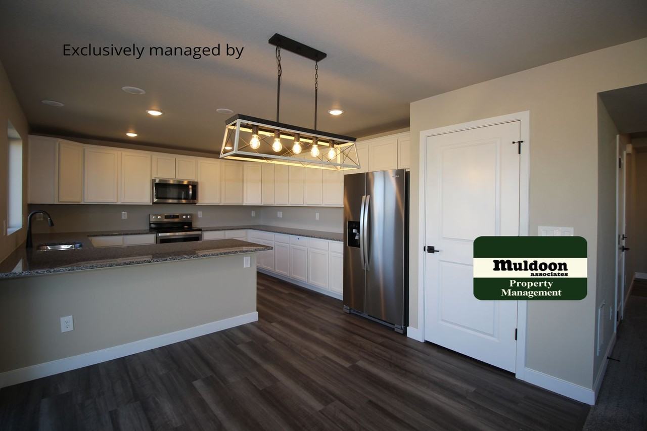 10466 Luneth Drive - Photo 3 of 18