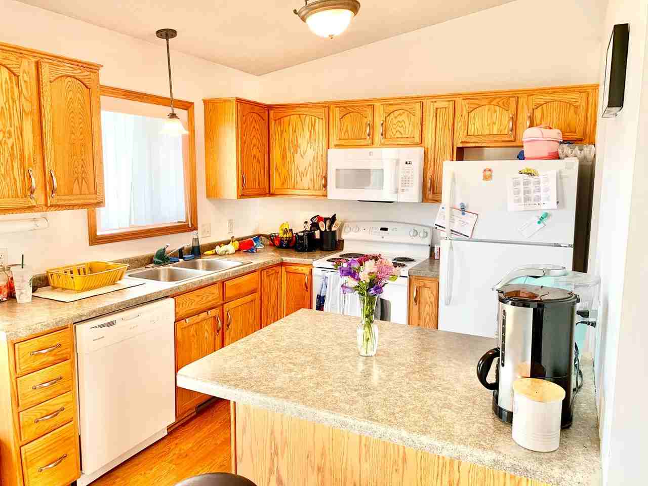 5403 Castleview Dr Nw