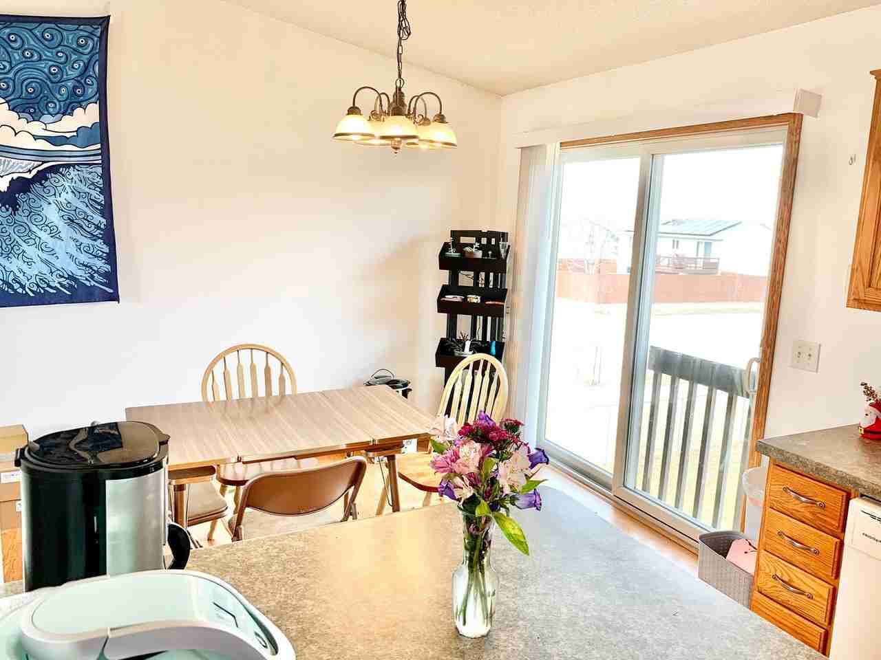 5403 Castleview Dr Nw - Photo 2 of 17