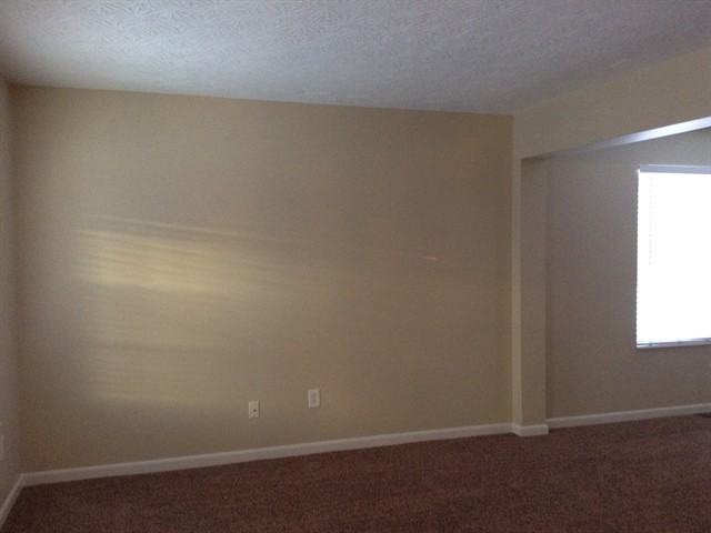 118 Zachary Dr - Photo 3 of 19