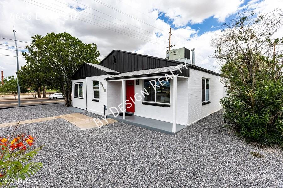 4656 E 7th St - Photo 2 of 36