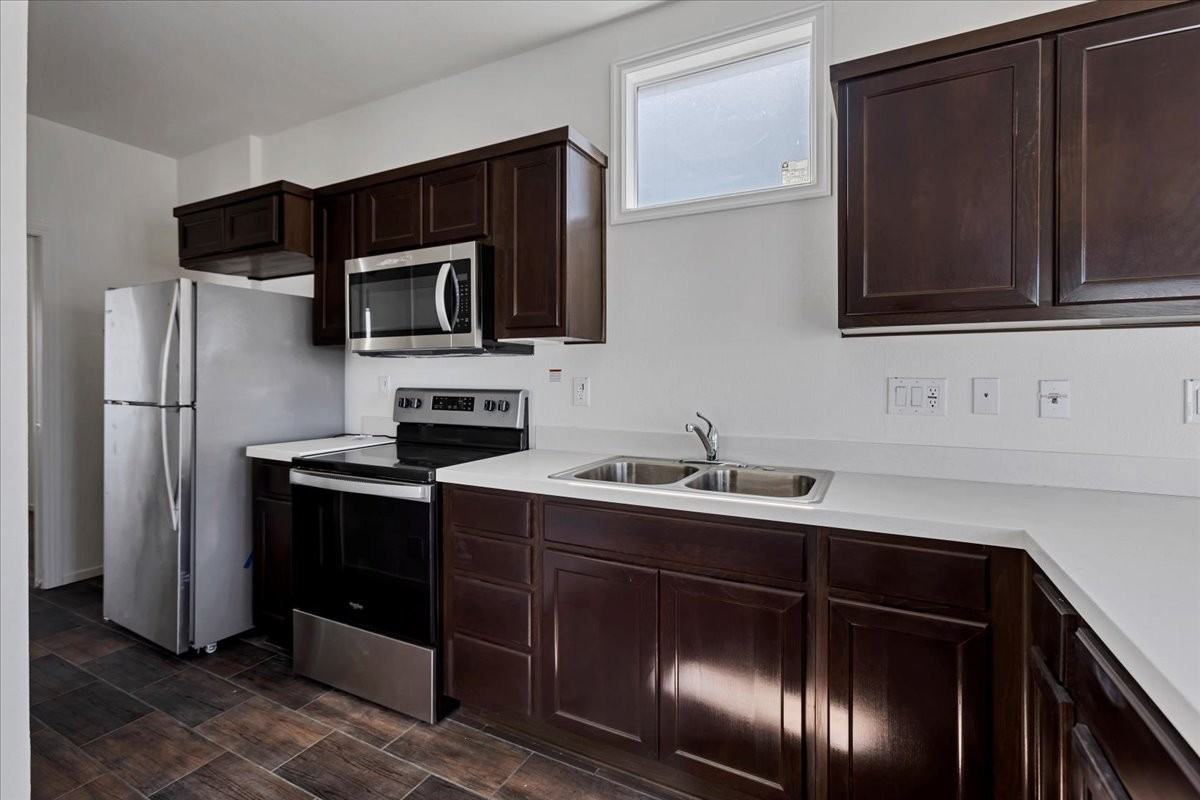 971 W Main St #51 - Photo 3 of 6