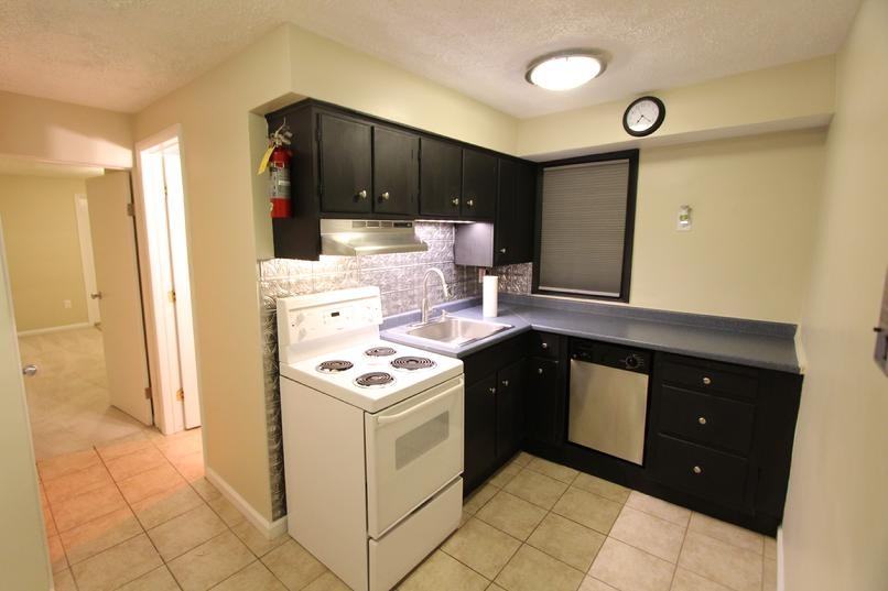 218 Alexander Ave #3 - Photo 2 of 29