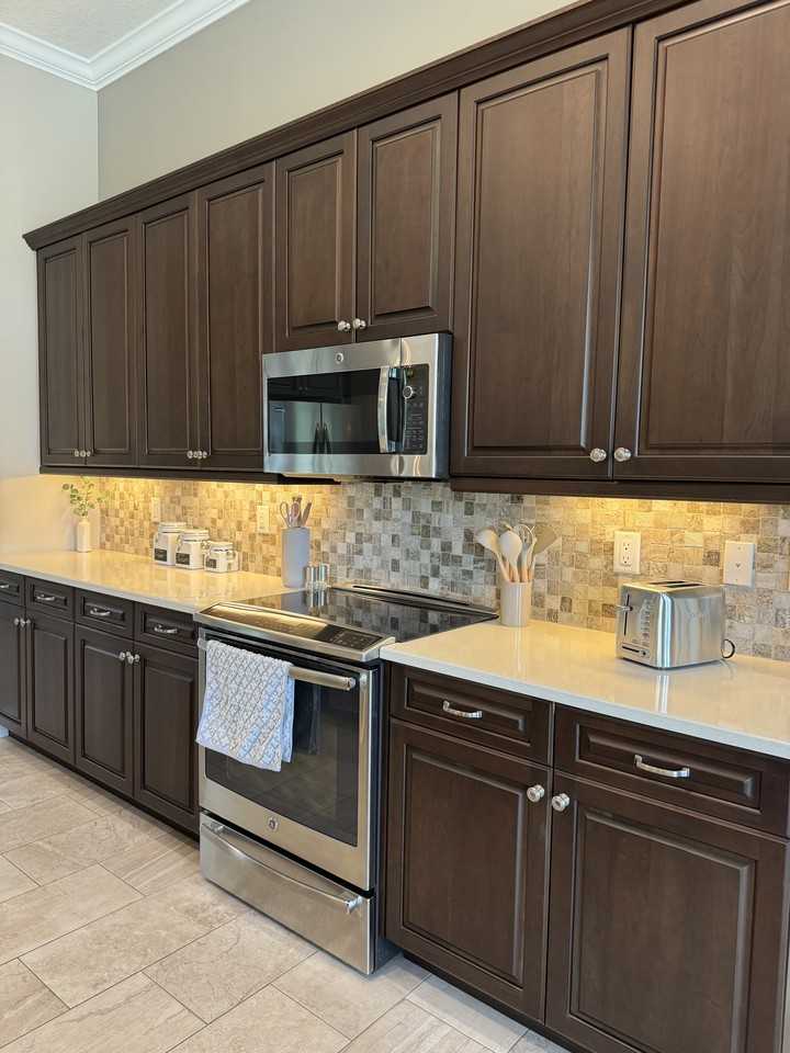 332 Coral St #NA - Photo 2 of 36