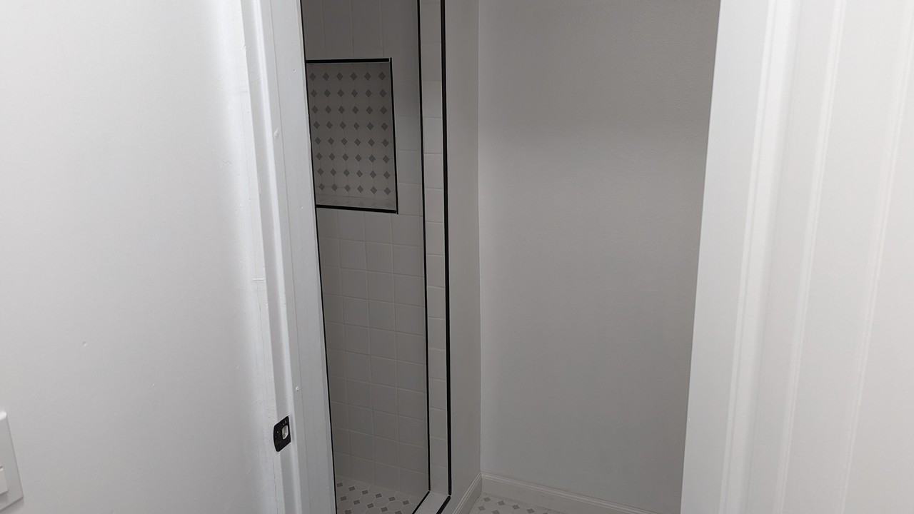 3893 Beechwood Pl #NA - Photo 6 of 12