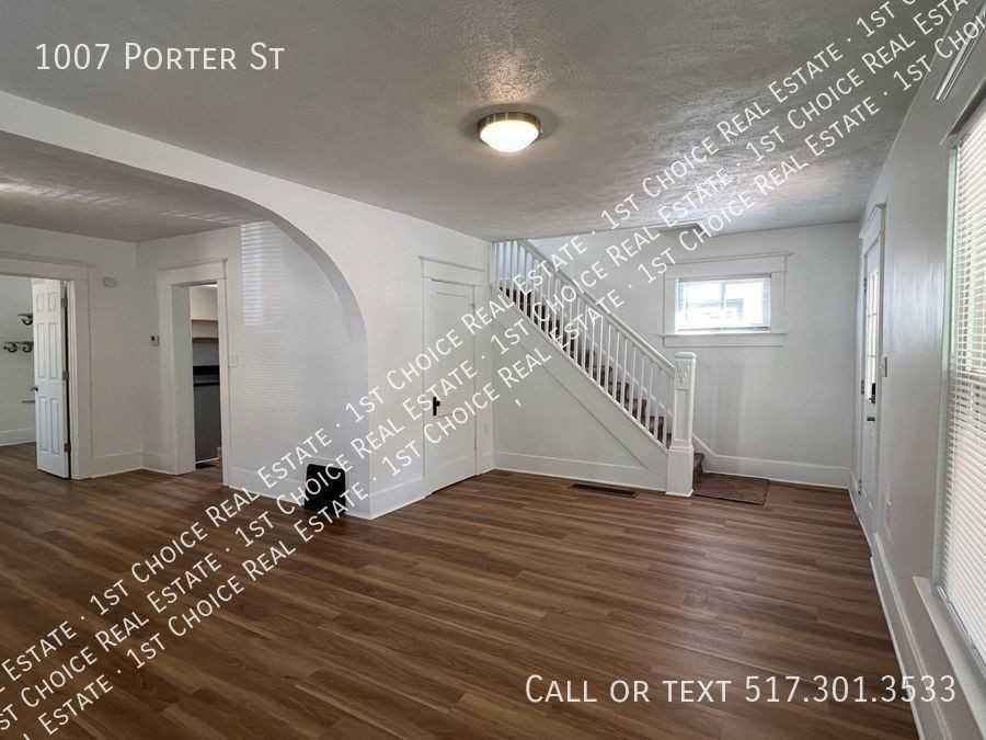1007 Porter St - Photo 2 of 26
